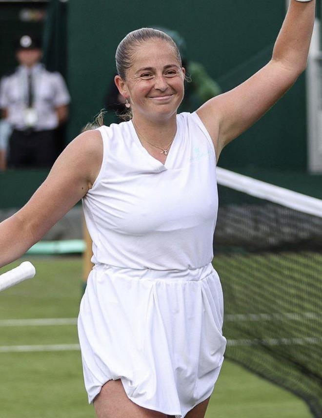 由于疫情推 由于疫情推